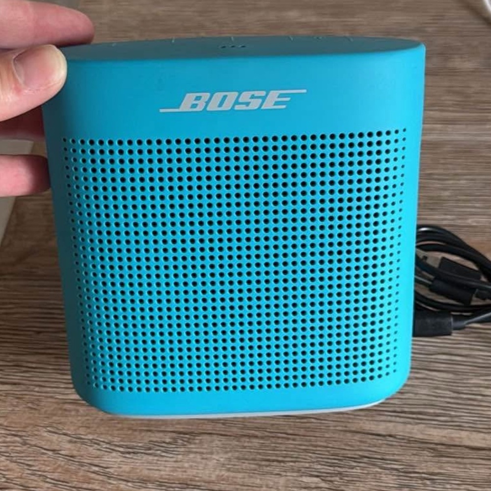 Bose Bluetooth speaker sound link II